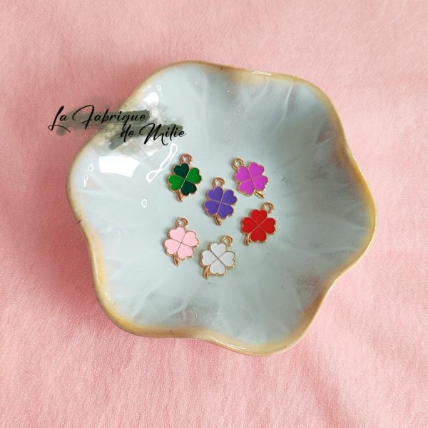 Broches personnalisées – Catholiques ou décoratives – Image 10