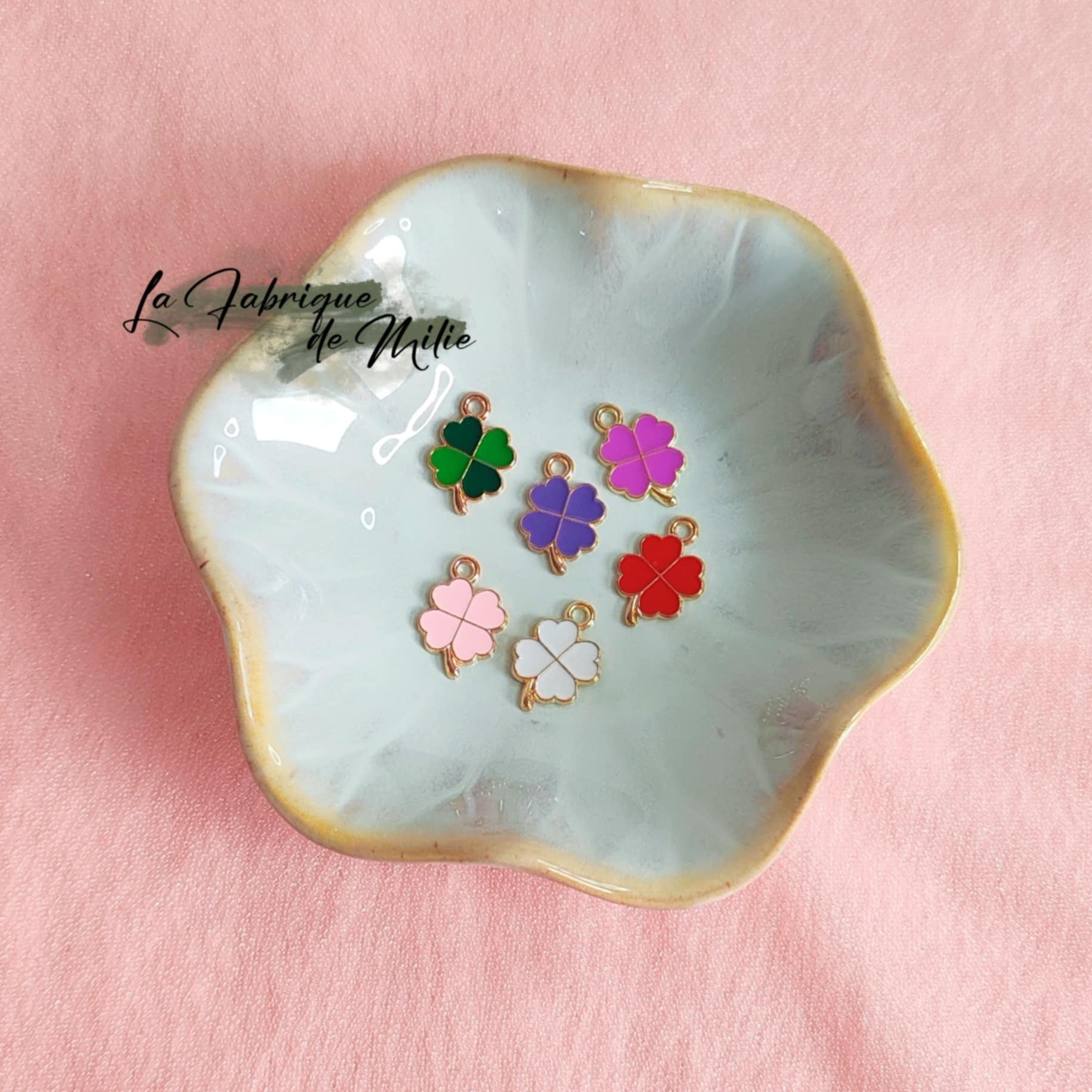 Broches personnalisées – Catholiques ou décoratives – Image 10